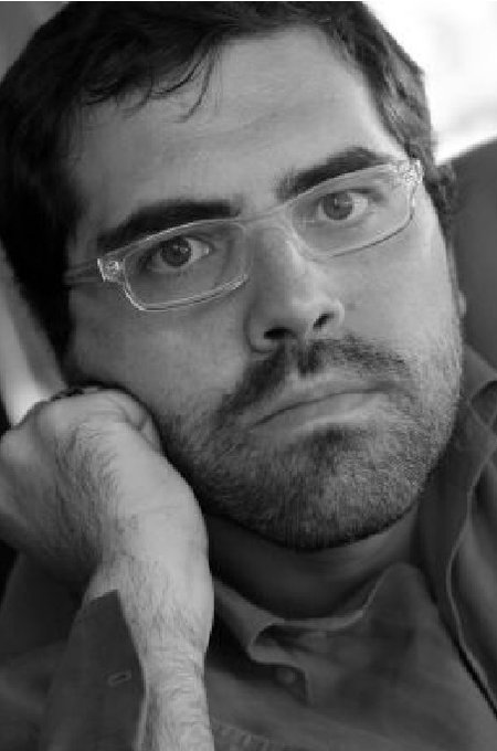 "In questo libro ho voluto racchiudere le esperienze narrative di tanti narratori. Leggere, e leggere di come fanno quelli affermati, aiuta molto a trovare la motivazione".

#Auguri di #BuonCompleanno al giornalista e scrittore <a href="/marian0sabatini/">Mariano Sabatini</a>.

<a href="/VallecchiE/">Vallecchi Firenze</a>.

#18marzo.