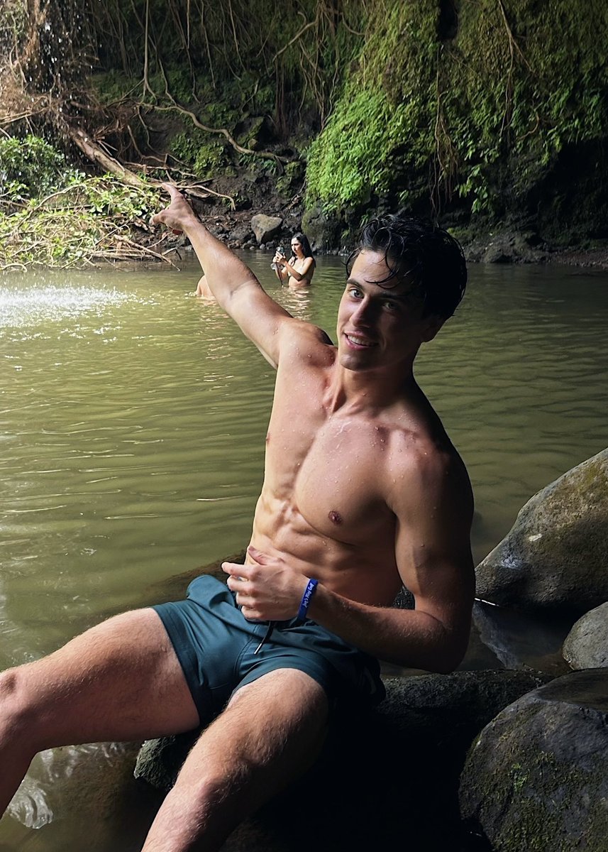 Gym straight into hike —&gt; exclusive content link in bio 🫡💪 <a href="/Passes/">Passes</a>