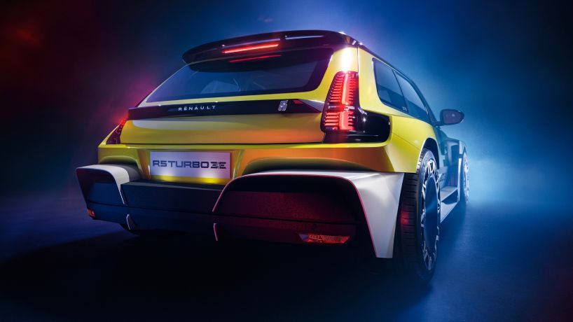 designboom's tweet photo. - @renault_fr 5 turbo 3E comes out as electric reboot of the 1980s mini supercar https://t.co/NKGlcjU90u https://t.co/WA5pxsPuLR