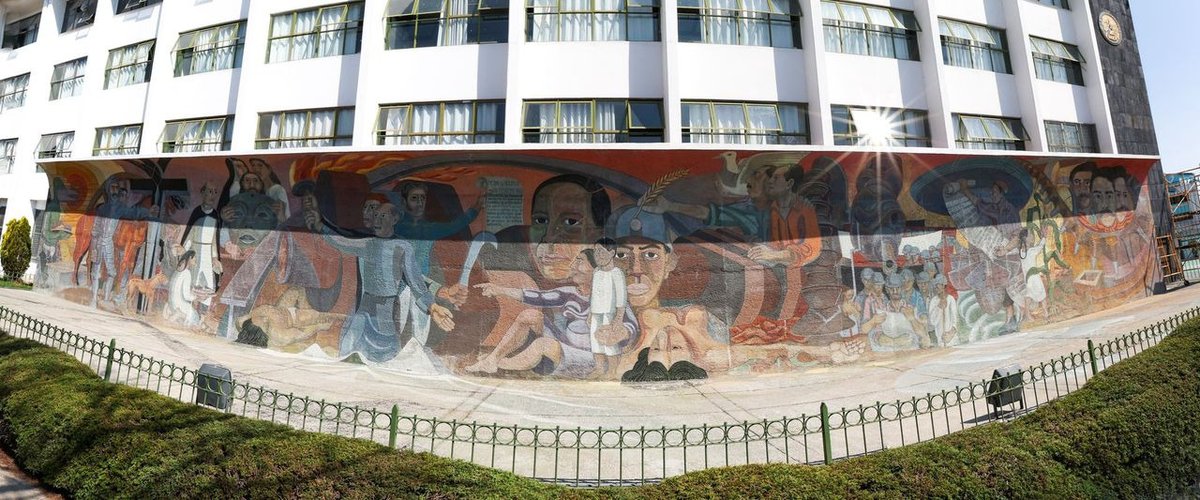 JesKatAF's tweet photo. En el Plantel "Lic. Adolfo López Mateos" de la Escuela Preparatoria de la #UAEMéx se encuentra en proceso de restauración el icónico mural “El nuevo canto mexicano”, de Orlando Silva Pulgar, uno de los últimos exponentes del muralismo en México.
#JesKat #SomosUAEMéx https://t.co/U9NLSN3SAr