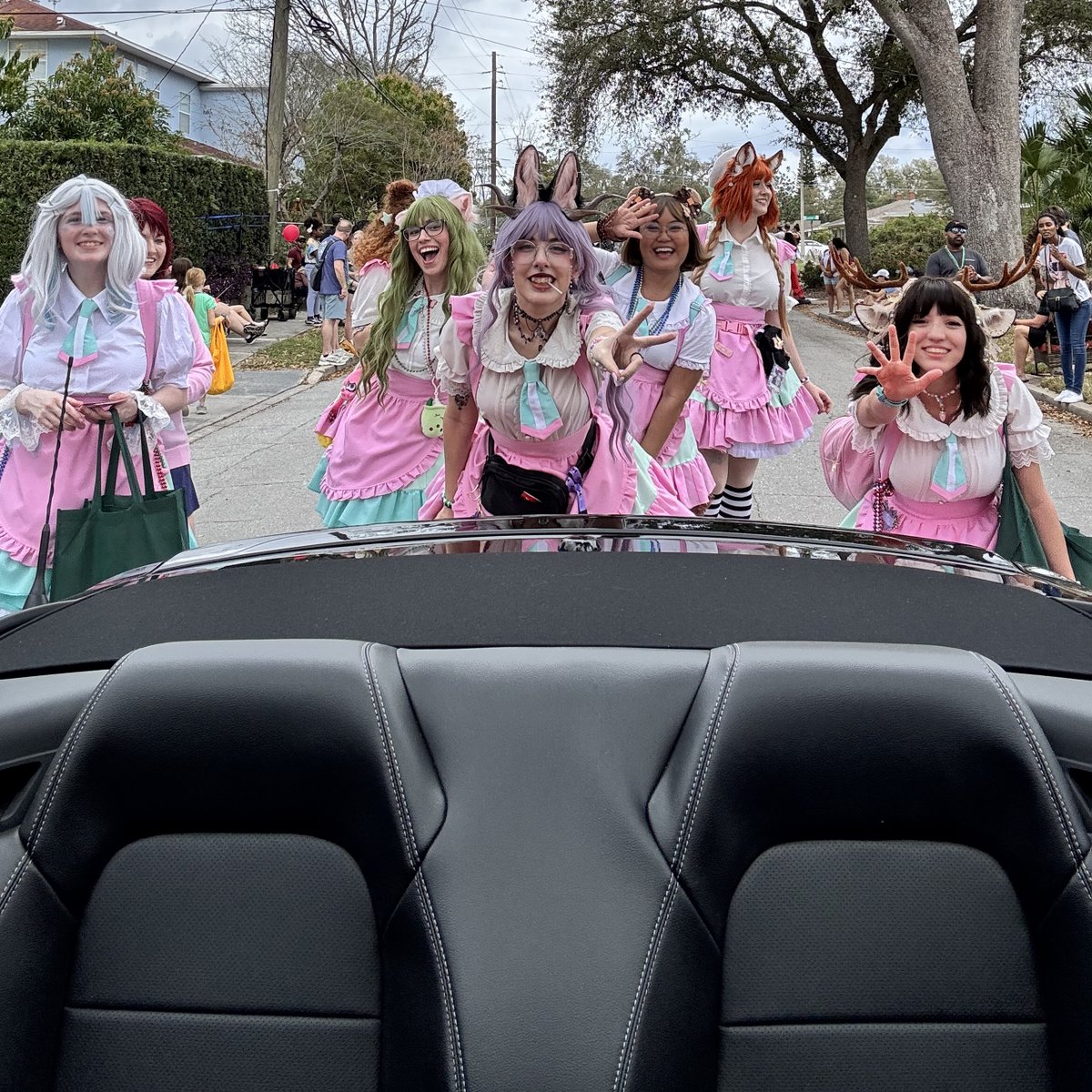 We had so much fun at the 2025 Dragon Parade in Orlando, Florida last month. Happy year of the snake! 🐍