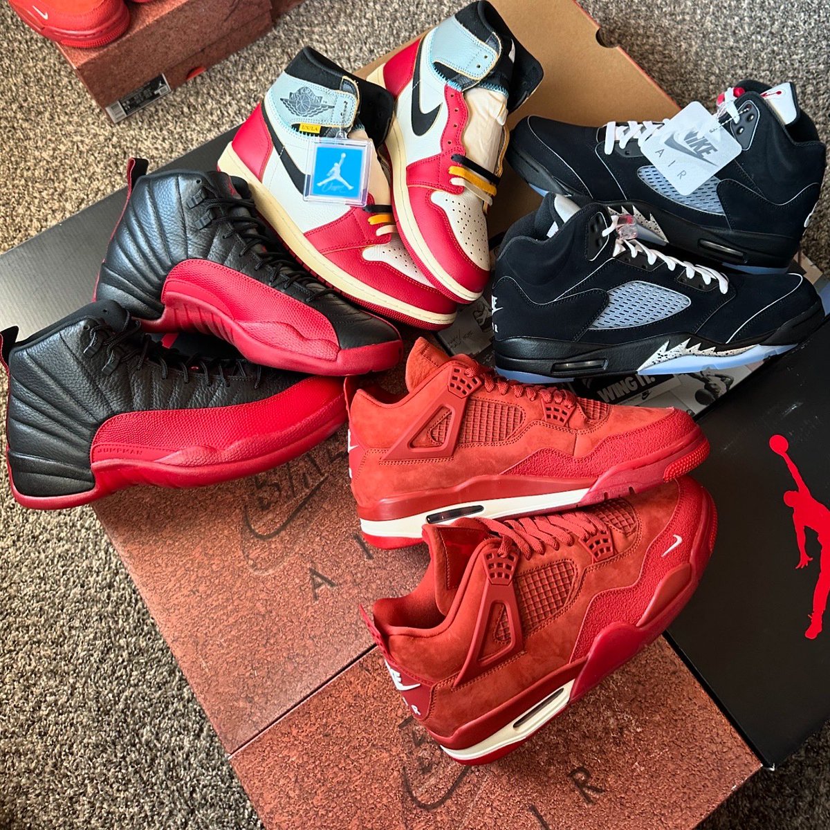 TheRealJuiceXX's tweet photo. @SOLELINKS @SnkrsStock @SneakerShouts @thesnkrsleaker @sneakersteal 

📸via ig: sole.genius https://t.co/7a0ezDdJ9k