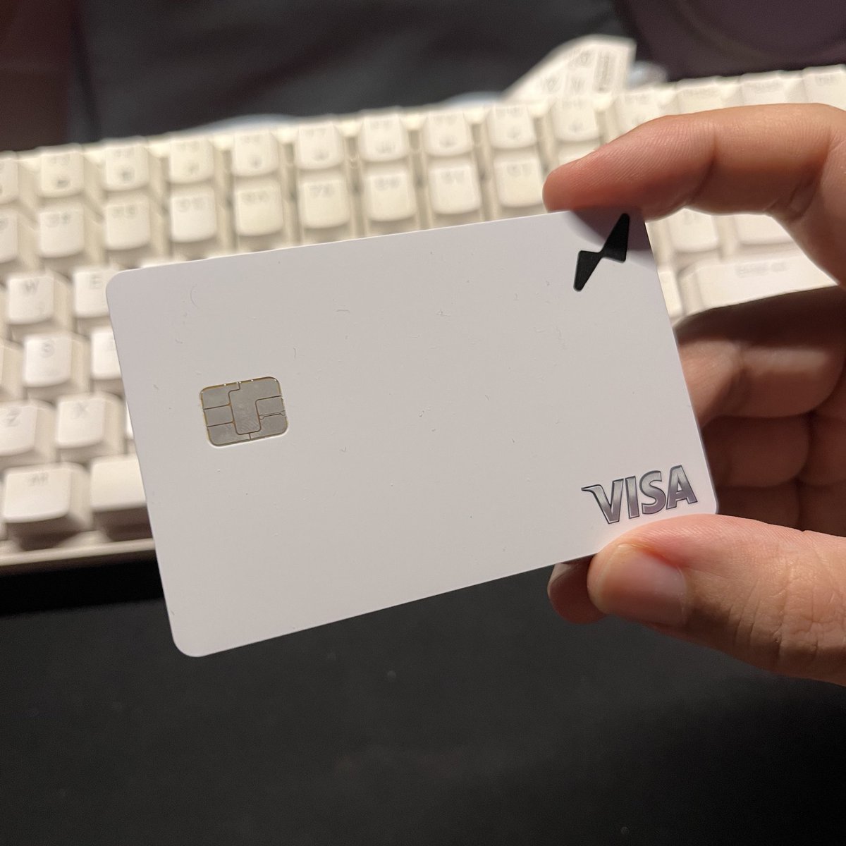 Depois de alguns dias na alfândega brasileira, ele chegou!

Obrigado <a href="/OfframpXYZ/">Offramp | ALL13</a> por este produto incrível.