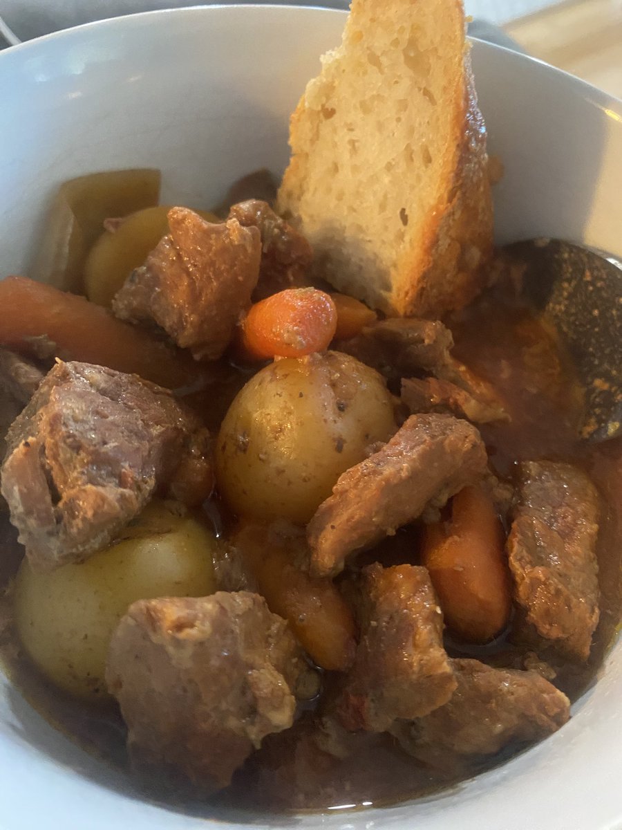 Pamela Robel Lewison tweet media