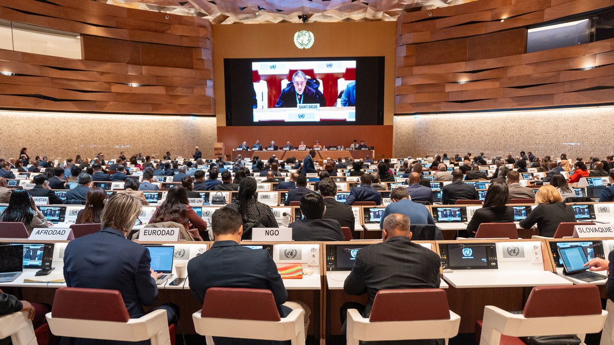 UN SDG Action Campaign (@sdgaction) on Twitter photo Many countries face a critical choice—repay debt or invest in sustainable development?
<a href="/RGrynspan/">Rebeca Grynspan</a> moderates a key discussion with <a href="/MMohieldin27/">Mahmoud Mohieldin</a>, @paologentiloni, <a href="/XolisaMabhongo/">Xolisa Mabhongo🇿🇦</a> & <a href="/BrazilUNGeneva/">Mission of Brazil UN</a> on breaking out of the debt crisis.
<a href="/UNCTAD/">UN Trade and Development</a> ▶️ ow.ly/HF2U50Vgtgm Many countries face a critical choice—repay debt or invest in sustainable development?
<a href="/RGrynspan/">Rebeca Grynspan</a> moderates a key discussion with <a href="/MMohieldin27/">Mahmoud Mohieldin</a>, @paologentiloni, <a href="/XolisaMabhongo/">Xolisa Mabhongo🇿🇦</a> & <a href="/BrazilUNGeneva/">Mission of Brazil UN</a> on breaking out of the debt crisis.
<a href="/UNCTAD/">UN Trade and Development</a> ▶️ ow.ly/HF2U50Vgtgm