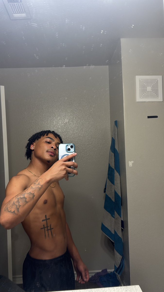 exoticshii81's tweet photo. RT for a special post😈 https://t.co/PWlqicGBu3