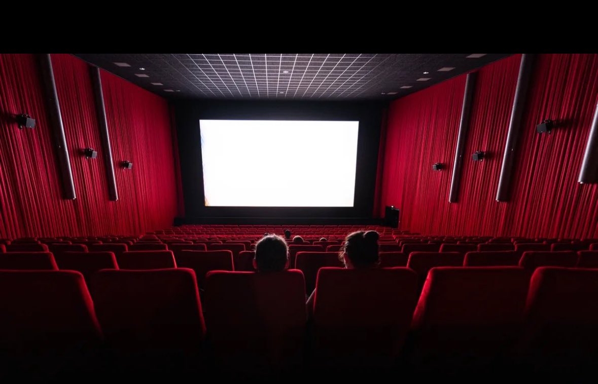 cine_mic's tweet image. 20% of kids glued to phones in movie theaters? Parents too lazy to enforce basic manners are ruining cinema for the rest of us—put the screens down or stay home.” Agree????
#MovieTheaters
#KidsOnPhones
#CinemaEtiquette
#ParentingFail
#ScreenTime