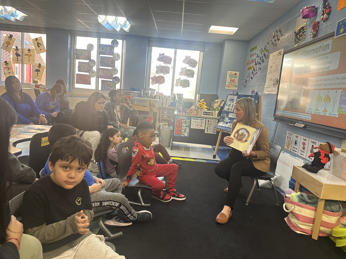 Ms. Dirolf’s class said goodbye to winter with a learning celebration! They shared their hard work on hibernation by reading, singing, and creating with their families.