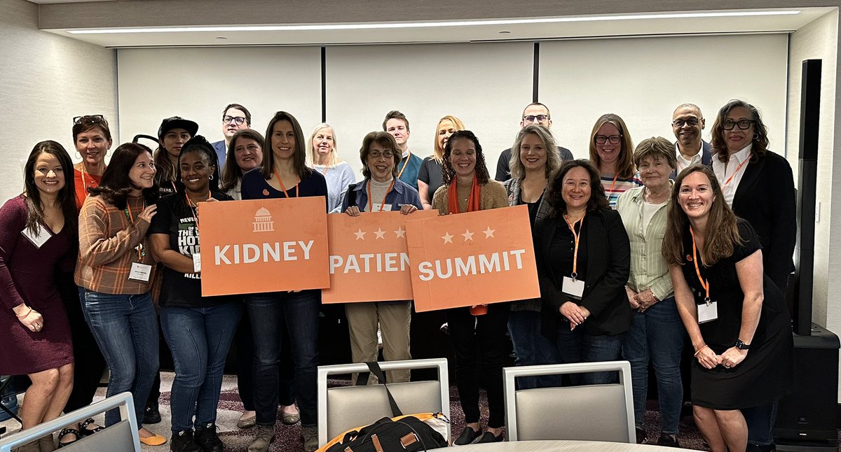 These living kidney donors are among the 100+ who are advocating for the kidney community this week on Capitol Hill. #kidneypatientsummit