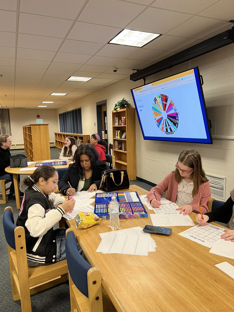 A great time was had by all at our first 5th grade literacy night! #read <a href="/Taunton_Schools/">Taunton Public Schools</a>