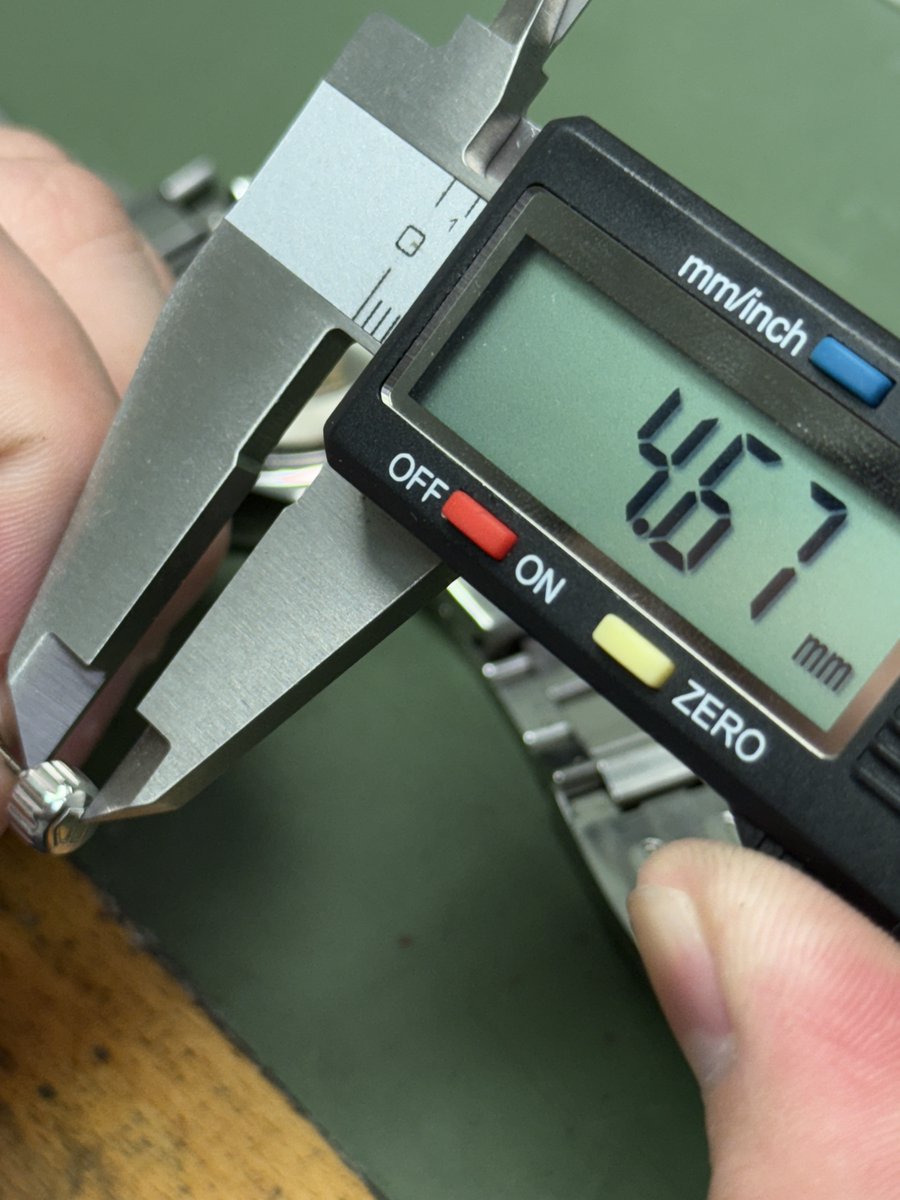 Broken stem &amp; crown on your luxury Swiss watch? No worries! 🛠️ Our expert repair service will have it looking and running like new. Visit us today! ⌚🔧 #WatchRepair #SwissWatch