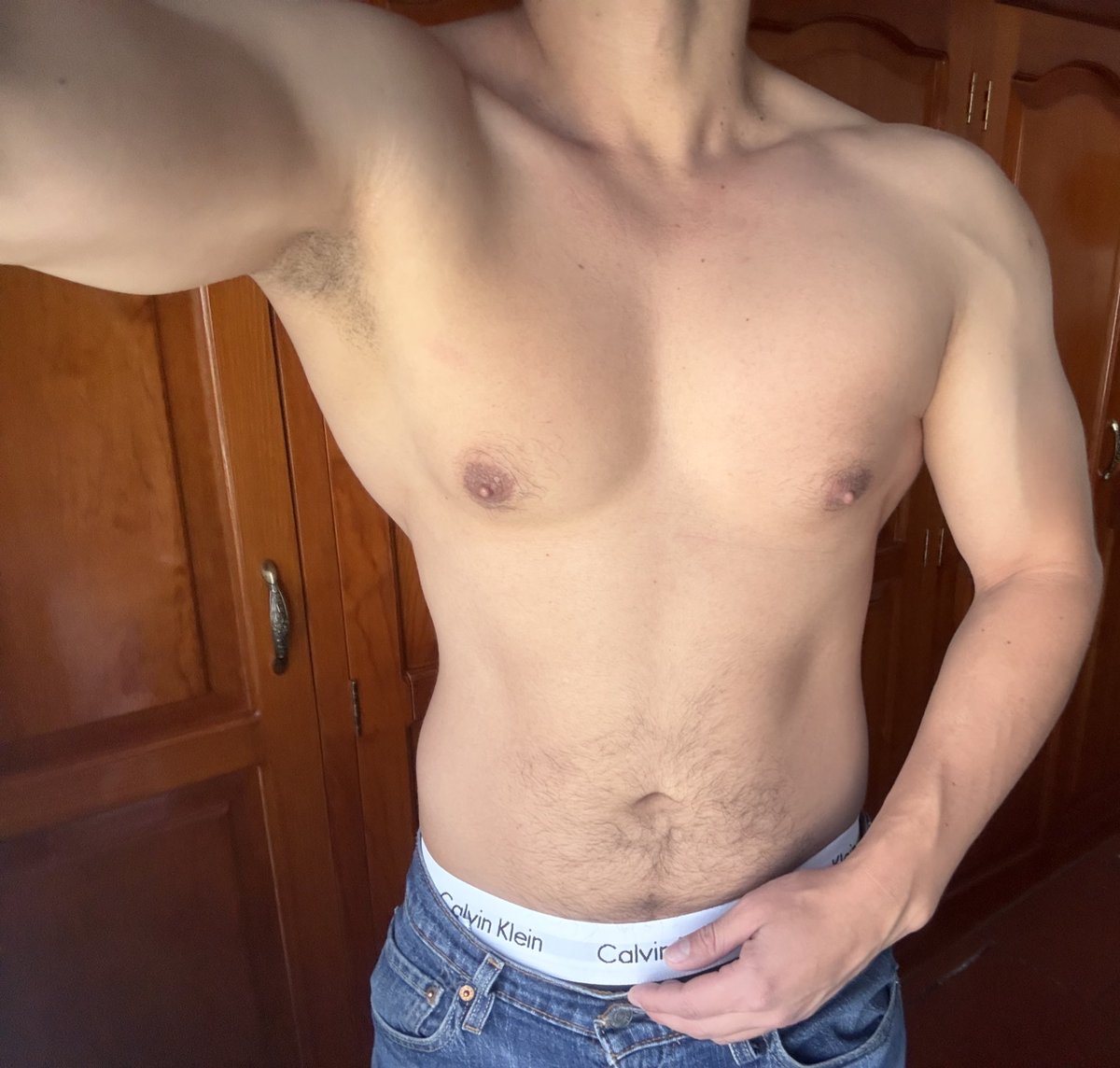 manuelsinglegym's tweet photo. Si nos está funcionando el gym o mejor nos salimos? 🤔 No es mucho pero es trabajo honesto 💪 ¿alguna mujer que se quiera comer las ganancias? 😈 https://t.co/VEIXUFUUlP