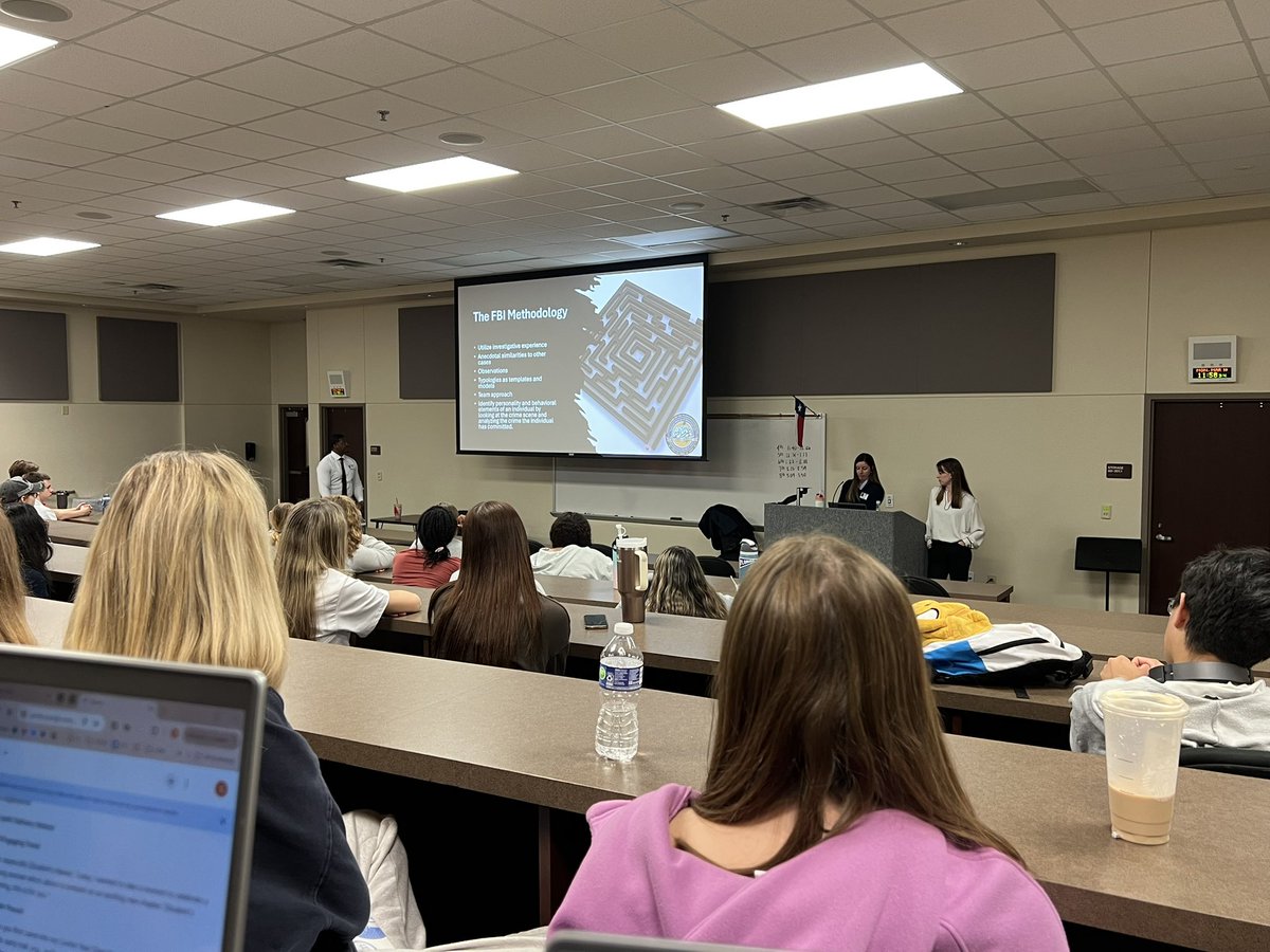 Becky A. tweet media