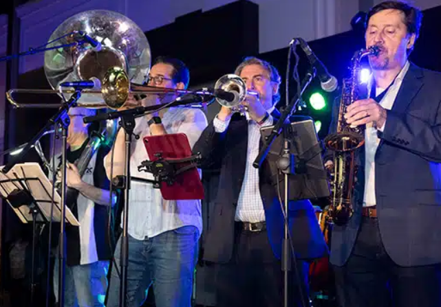 Jason Luke, MD, FACP (@jasonlukemd) on Twitter photo Tx <a href="/AACR/">AACR</a> for highlighting our SITC #Checkpoints performance rocking the #AACR25 annual reception in Chicago - Sunday, April 27. The best #cancer science & the best party! Hope everyone will be there! <a href="/PatrickHwuMD/">Dr. Patrick Hwu</a> <a href="/BReinfeld/">Dr. Brad Reinfeld, MD PhD</a> <a href="/ipimama123/">Rachel Humphrey</a>
aacr.org/blog/2025/03/1… Tx <a href="/AACR/">AACR</a> for highlighting our SITC #Checkpoints performance rocking the #AACR25 annual reception in Chicago - Sunday, April 27. The best #cancer science & the best party! Hope everyone will be there! <a href="/PatrickHwuMD/">Dr. Patrick Hwu</a> <a href="/BReinfeld/">Dr. Brad Reinfeld, MD PhD</a> <a href="/ipimama123/">Rachel Humphrey</a>
aacr.org/blog/2025/03/1…
