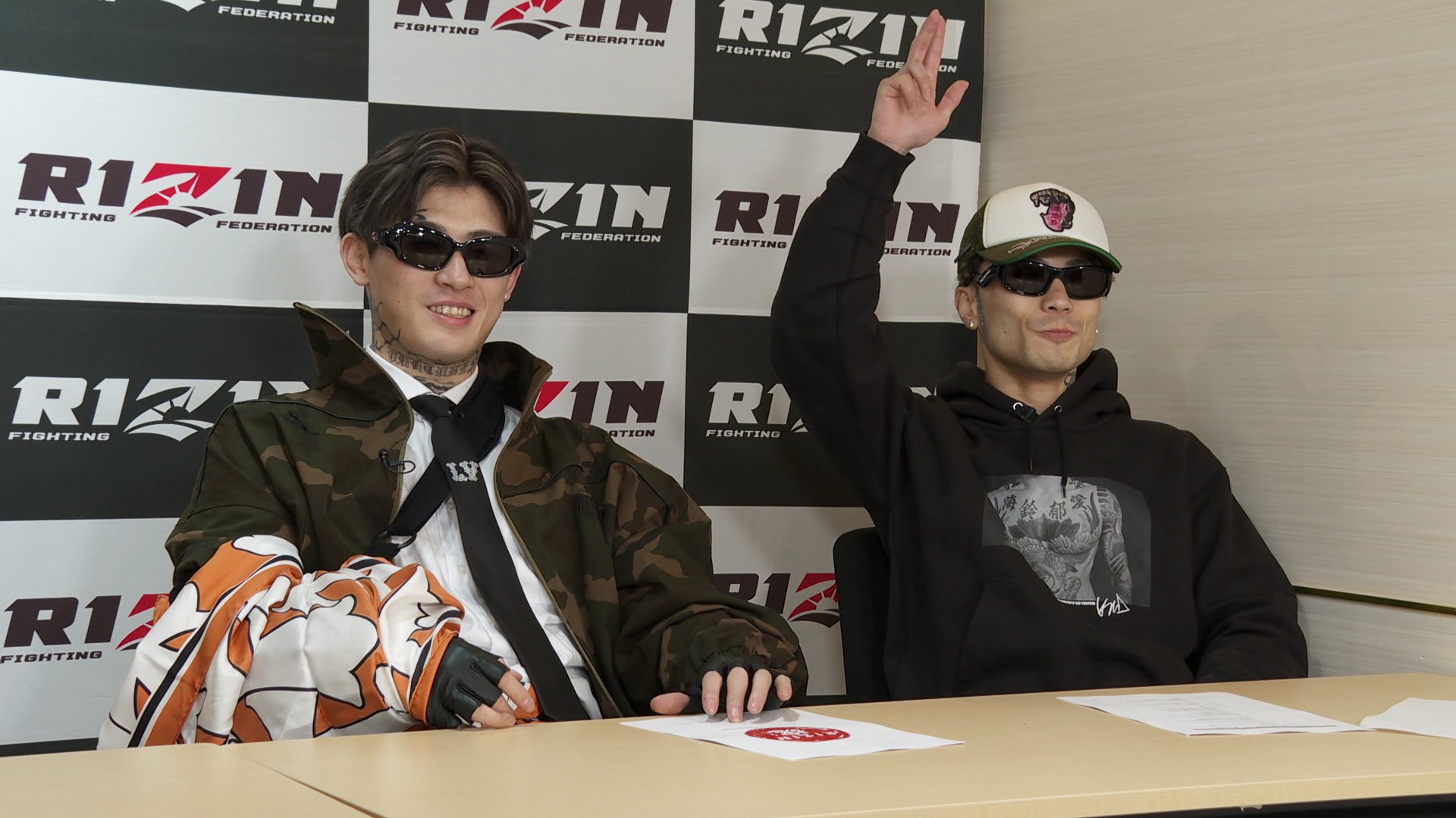 篠塚辰樹着用】篠塚辰樹 パーカー 平本蓮