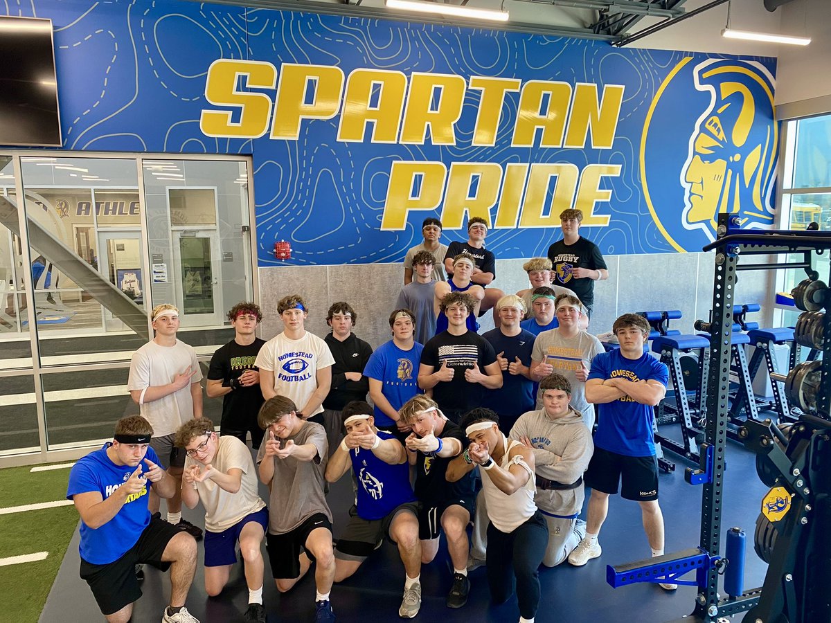 Putting in work! Having some fun maxing out! “White Lies” &amp; “Bandana Day” 💪