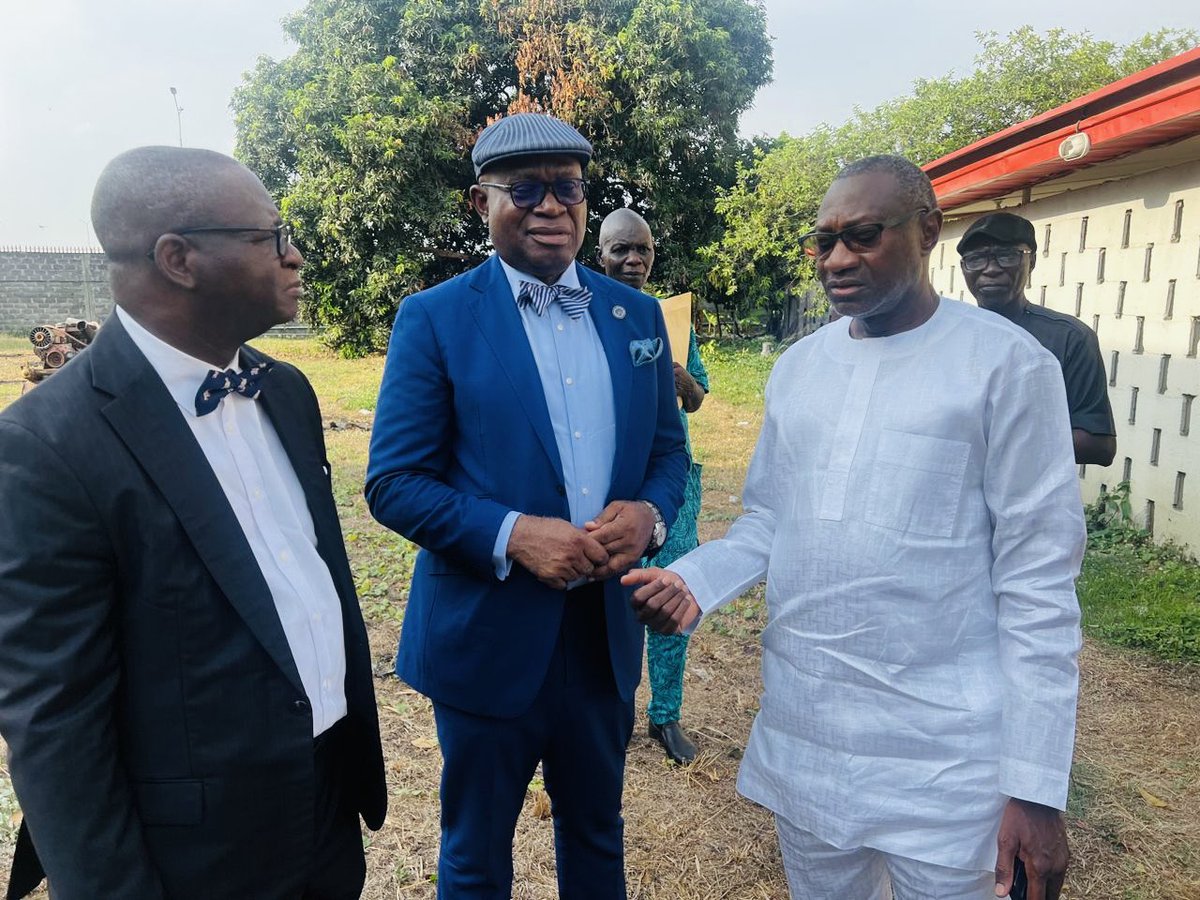CLE_NLS's tweet photo. The Chairman of First Bank Holdings Ltd. and Geregu Power Plc, Mr. Femi Otedola, paid a courtesy visit to the Nigerian Law School, Lagos Campus, as part of a (CSR) initiative. During the visit, he inspected the land designated for the construction of staff housing for the NLS. https://t.co/O3hPw3dbjc
