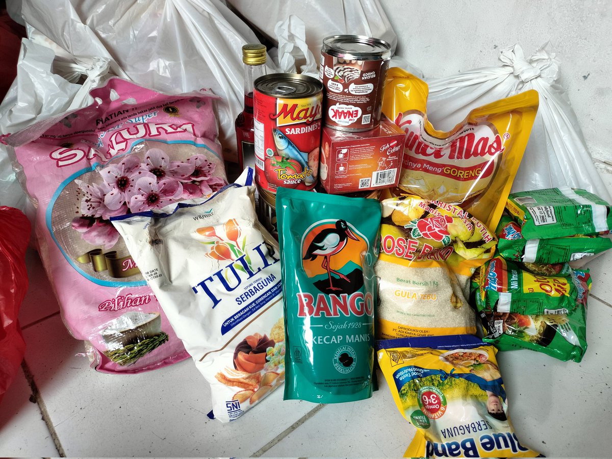 ultramom tweet media