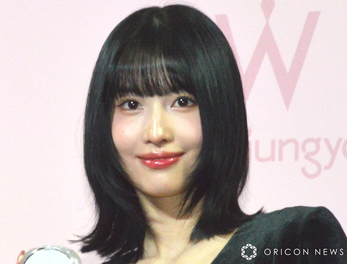 MISAMO・MOMO着用の「MLBジャケット」 ZOZOランキングで1位❗反響大 