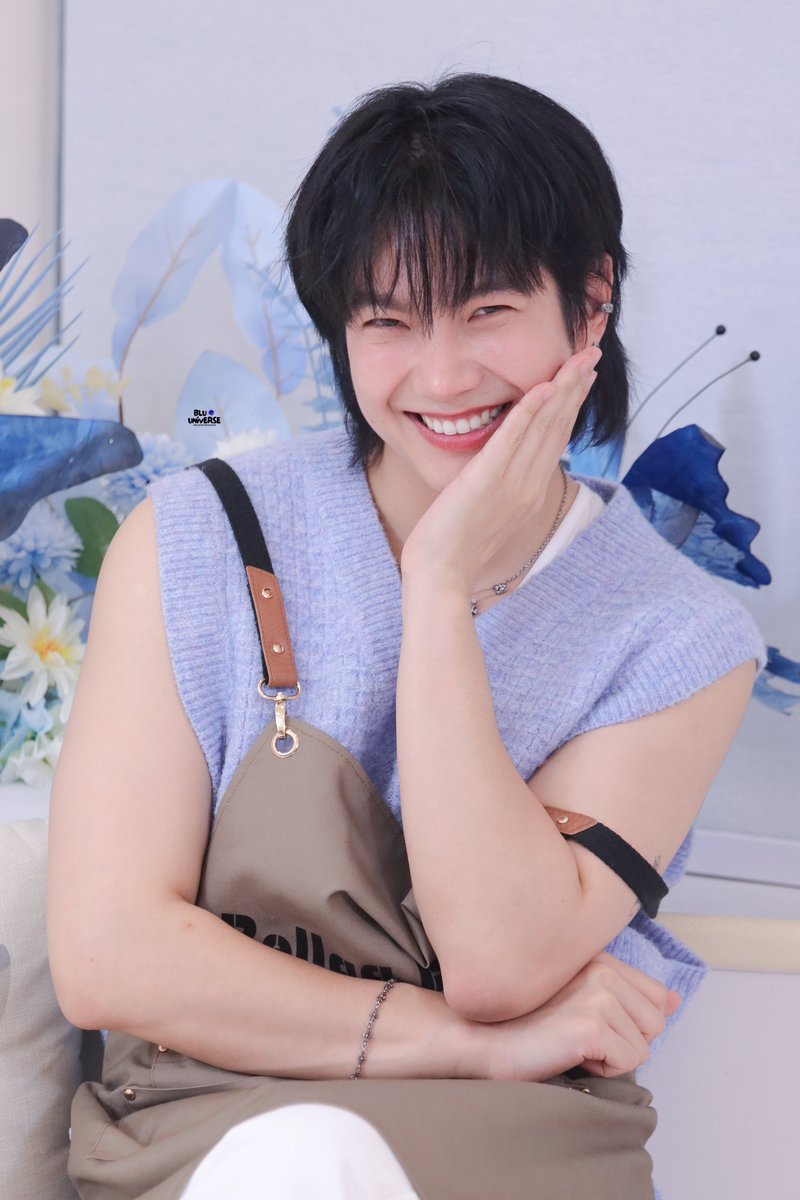 Trend4Biu's tweet photo. [18032025]

มาโหวตให้น้องบิวกัน💙

NETIZENS - MOST HANDSOME MAN ALIVE 2025 (MHMA 2025) 

🎯 150 RT = 150 VOTES

RT,QT AND REPLY WITH THE BELOW FORMAT!!

I vote @JakeB4rever 

#NETIZENSCHOICE #BuildJakapan for Most Handsome Man Alive #MHMA2025 #MHMA2025BuildJakapan @thenreport
#Beyourluve