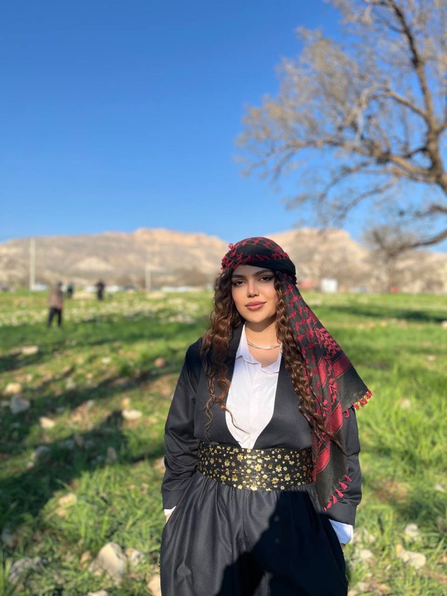 کاف🫦 tweet media