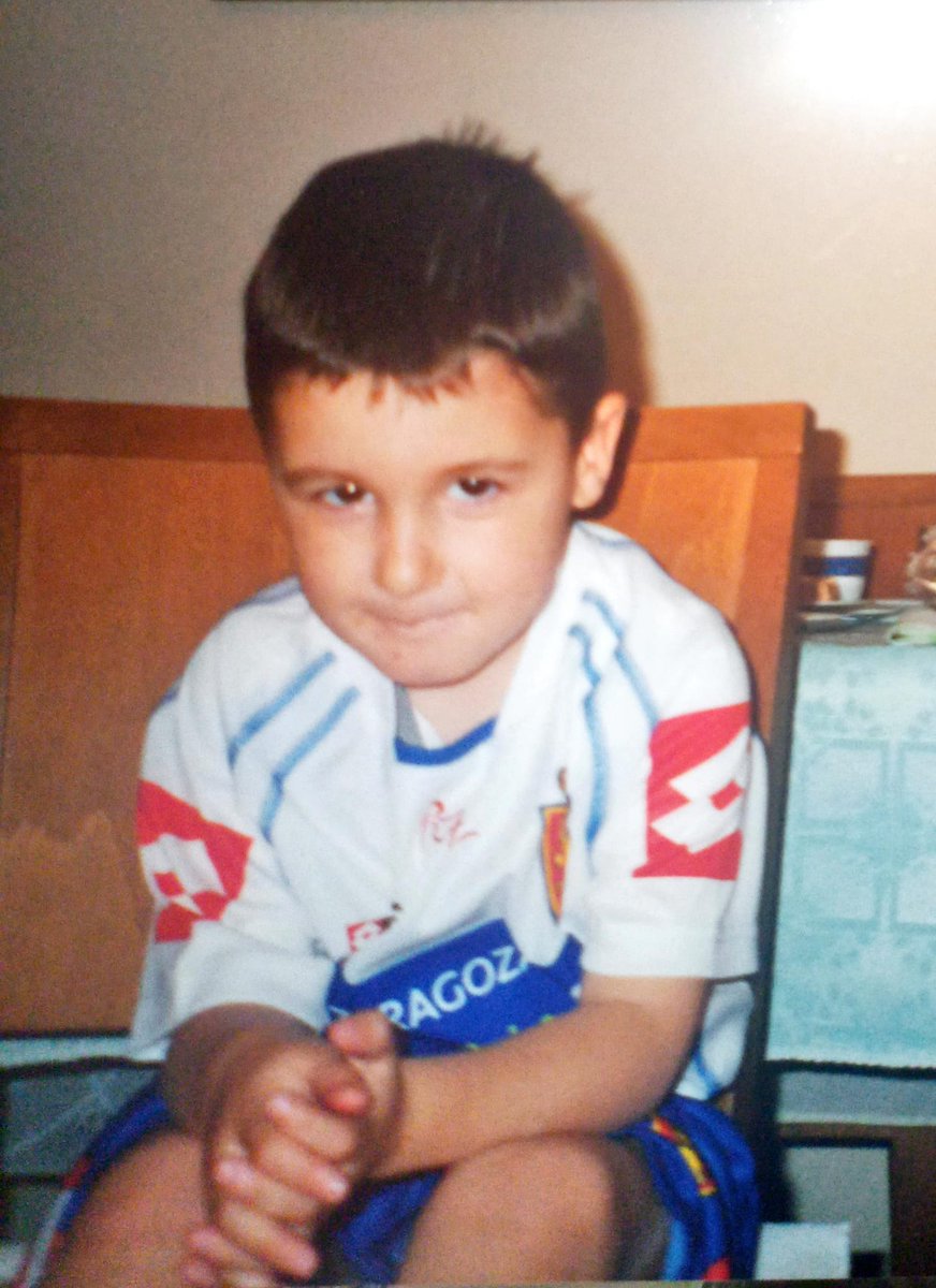 Felices 93 añitos💙🤍!! <a href="/RealZaragoza/">Real Zaragoza</a>