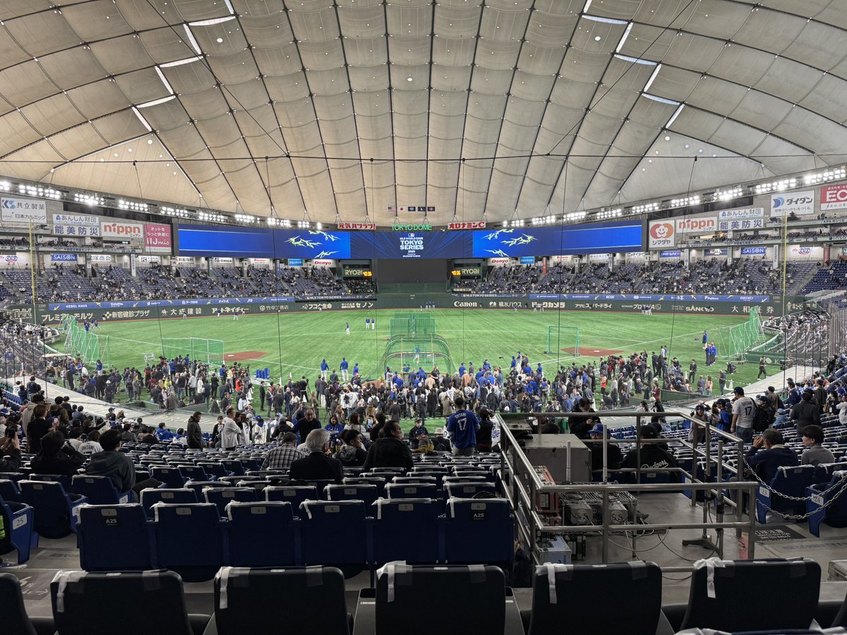 heartz2001's tweet photo. 東��ドームに来た！ https://t.co/0gjM5vVjlp