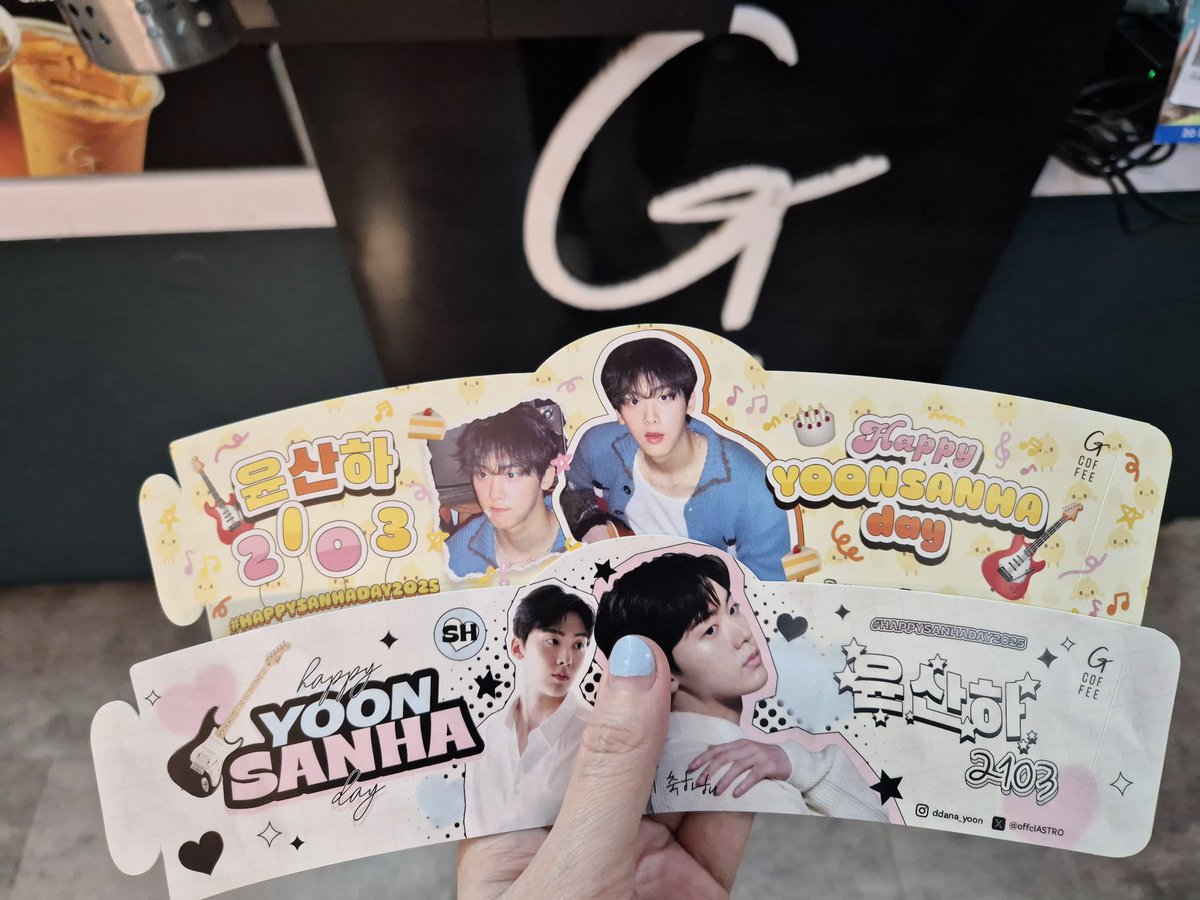 จัดมาเรียบร้อย น่ารักสุบๆ 💜 
มัมหมีตานาอย่างไว แค่วันแรกกระจกก็หมดแล้ว เสียดายจุง 🥰
#HAPPYSANHADAY #YOONSANHA #윤산하 <a href="/offclASTRO/">ASTRO 아스트로</a>