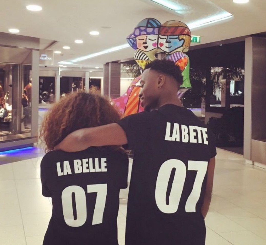 journal2crizz's tweet image. #vrai2vrai
#backto2016