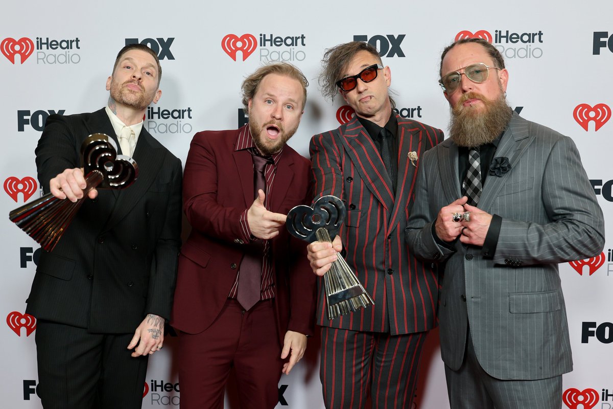 rocksound's tweet photo. Shinedown, Green Day and Linkin Park were among the winners at the iHeartRadio Music Awards in LA last night

Photos by Frazer Harrison/Getty Images https://t.co/3wu1CN7V66