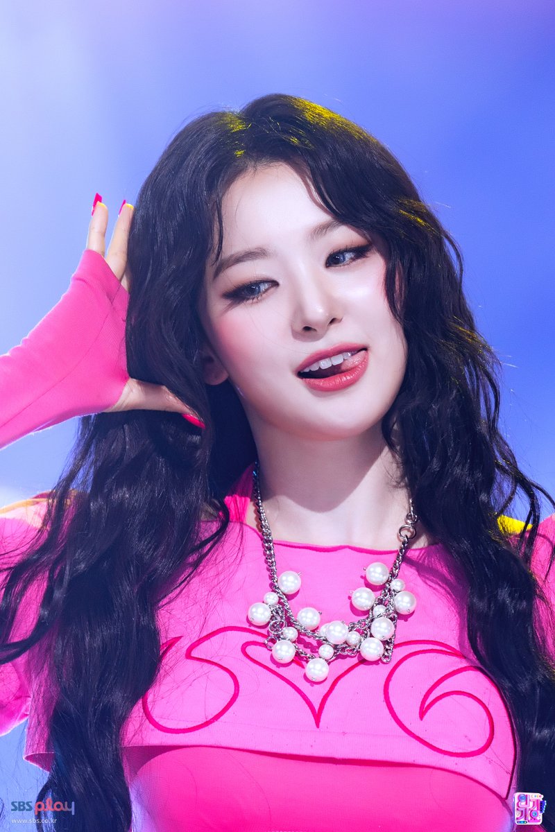 seurrene_'s tweet photo. KANG SEULGI 😖 https://t.co/VNgYmqHhxi