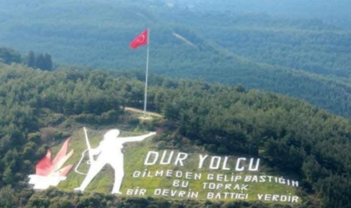 “Vurulup, tertemiz alnından, uzanmış yatıyor, 
Bir hilal uğruna Ya Rab ne güneşler batıyor. “      Mehmet Akif ERSOY 

18 Mart Çanakkale Zaferi’nin 110. yılında tüm şehitlerimizi rahmet ve minnetle anıyorum. 
Rabbim tüm şehitlerimize ve rahmetli olana gazilerimize rahmet eylesin
