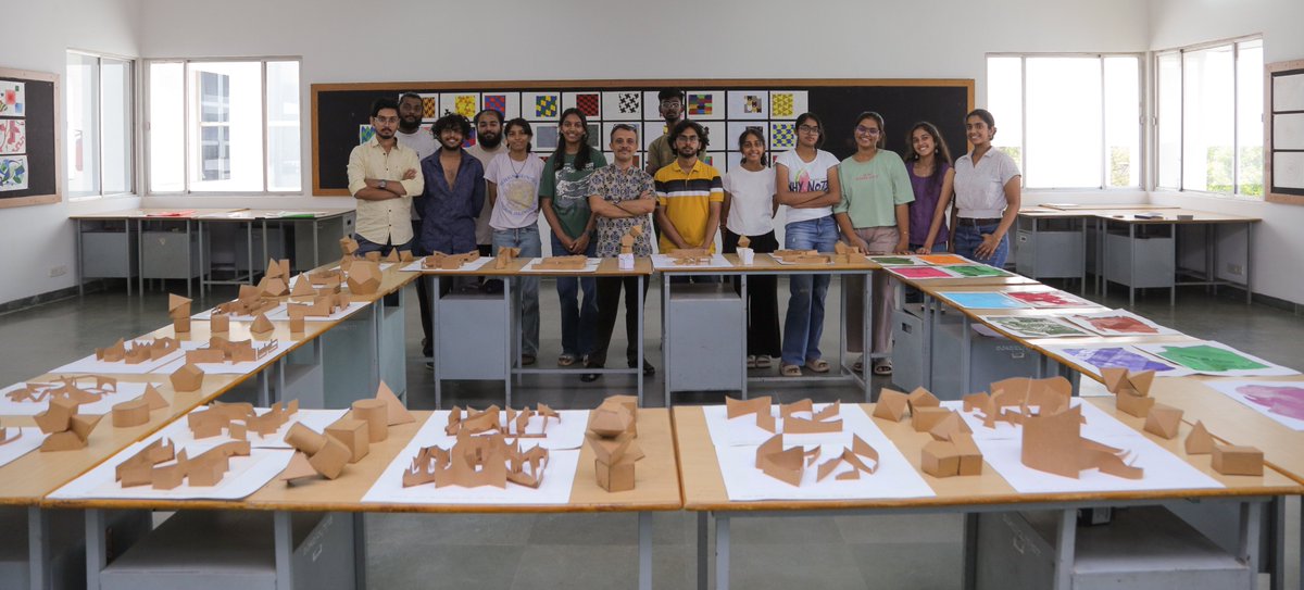 DJADdesign's tweet image. The Elements of Design Exhibition at DJAD showcased creativity and innovation under the guidance of our visiting faculty, Venugopal VG. Students explored form, color, texture, and composition, diving deep into the essence of design!

#DJAcademyOfDesign #ElementsOfDesign