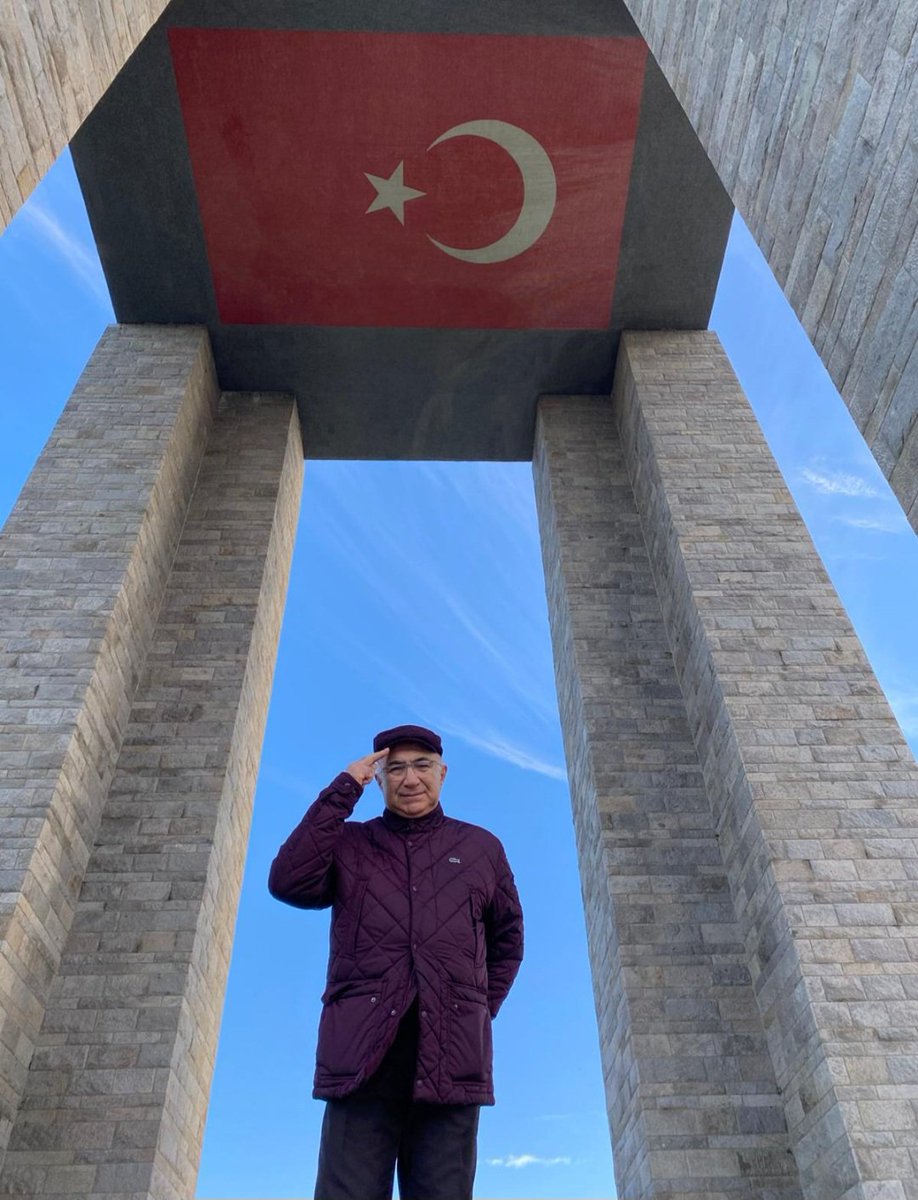Çanakkale Geçilmez.. 18 Mart Çanakkale Zaferinin 110. yılında başta Mustafa Kemal Atatürk olmak üzere tüm kahramanları ve şehitlerimizi rahmetle, saygıyla ve gururla anıyorum.. Biri de Antalya Merkez'den vatan için koşup şehit düşmüş dedem Musa'dır.. 🇹🇷