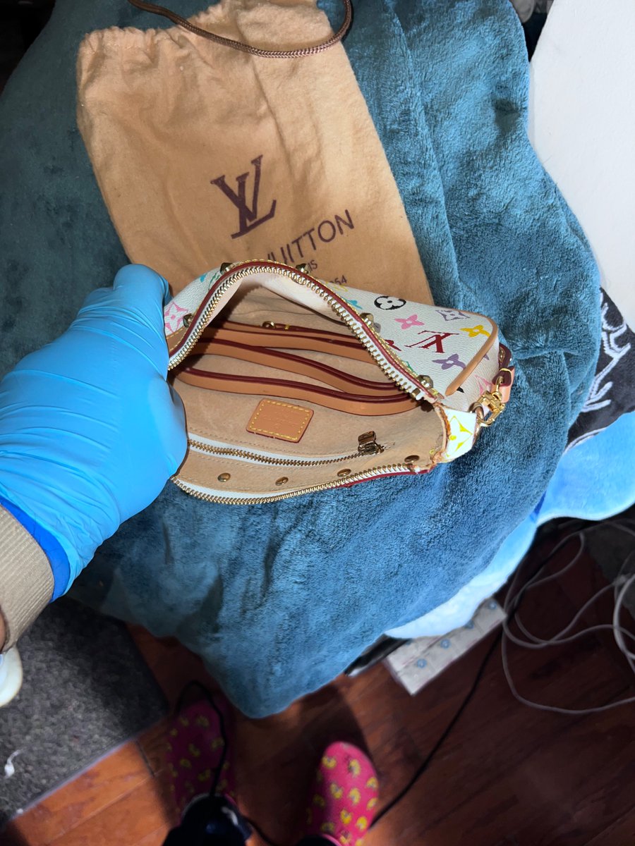 DariusVojdani's tweet image. What&apos;s up Just wanted to say hello, have a good evening!