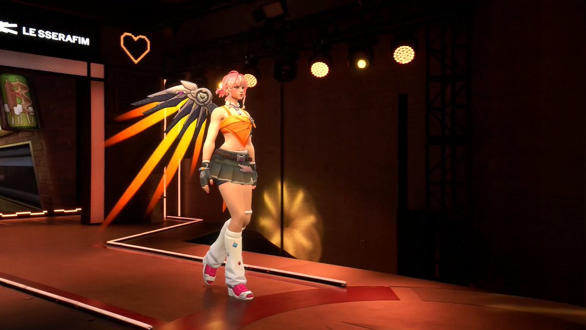 PlayOverwatch's tweet photo. Watching our Heroes come to life in AR was unlike anything we’ve seen before 😍

Check out the mixed reality behind our Overwatch 2 x @le_sserafim Livestream Event, and see the Heroes come to life in-game tomorrow 🫶 https://t.co/vMaPu6e96u