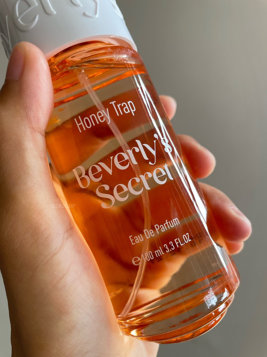 azeclair's tweet photo. PAKE PARFUM INI SERASA LAGI MANDI KEMBANG😩🫵

kalau kamu cari parfum yg wanginya enak, blind buy safe &amp; MURAH please kepoin local brand C&amp;F deh. isinya 100ml UNDER <100K HEMAT❕ https://t.co/c5tsqfUuTv