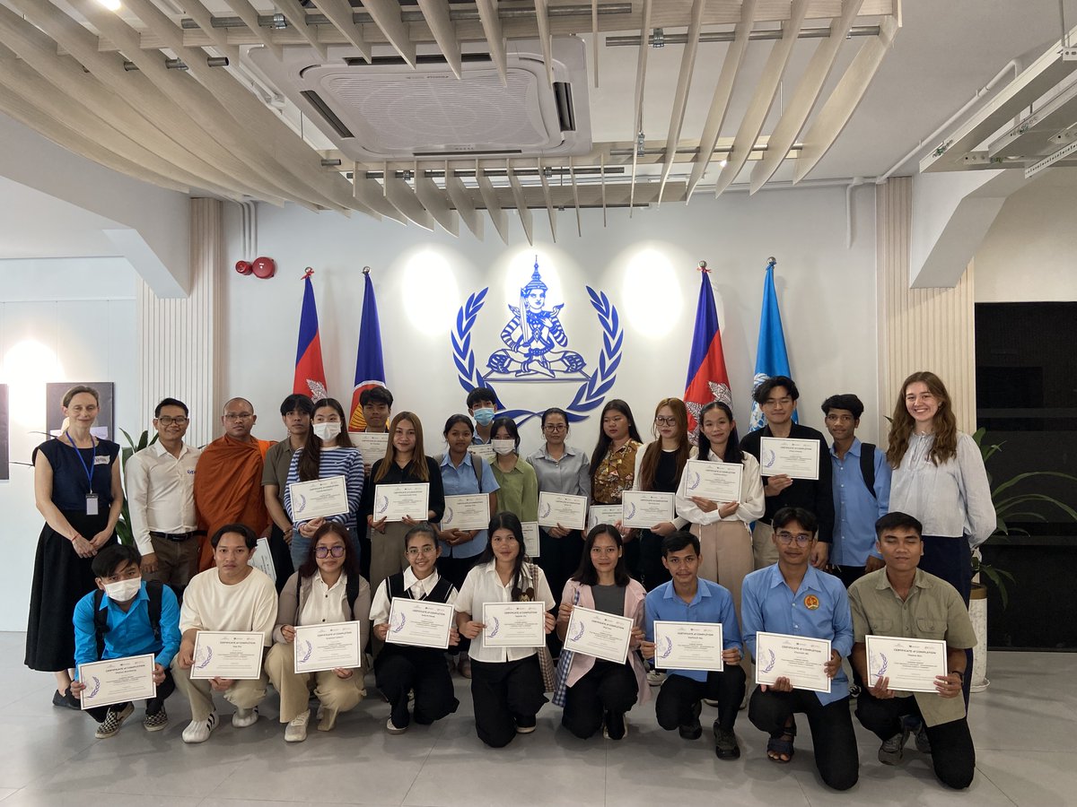 Last weekend, the Learning Session “From Memories to Monument – Memorialisation and Transitional Justice in Cambodia” was held at the ECCC Residual Premises.  A total of 24 students from various disciplines and universities in Phnom Penh participated.

#ECCC