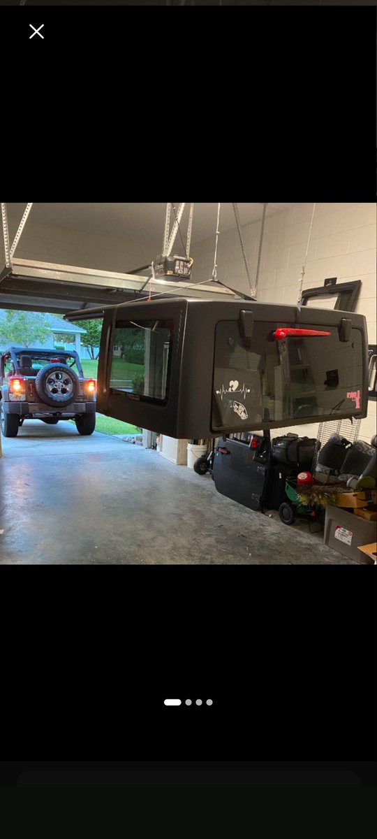 RedWolf_19's tweet image. Is it time?
 #topsoff 🤭

#twistedtuesday
#Tuesday
#Jeep