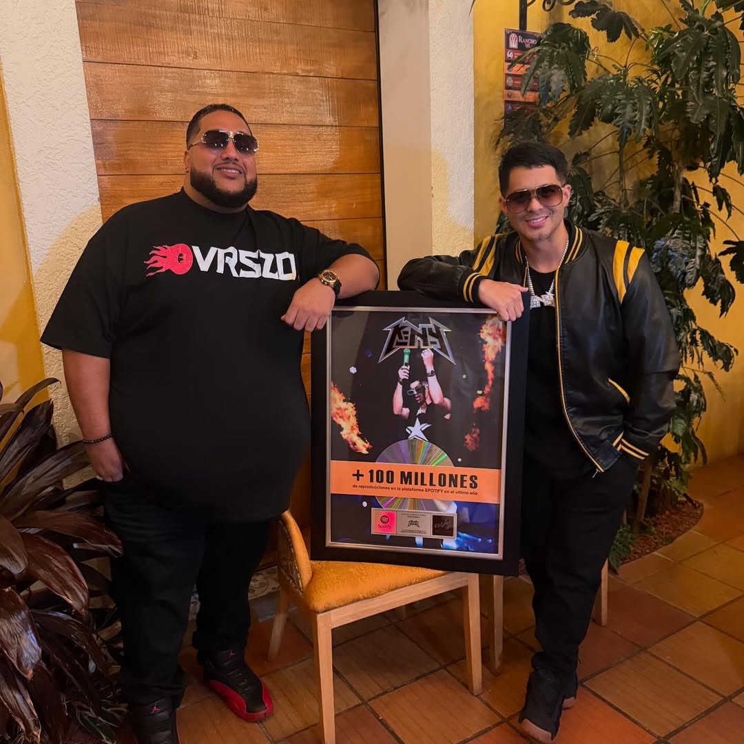 El mejor 😍 #Repost <a href="/ken_y_official/">KEN-Y</a>
Más de 100 MILLONES de reproducciones en Spotify en los últimos 12 meses! Gracias a todos mi fanaticos por tanto amor! 

<a href="/soycostello/">soycostello</a>  @duarsentertainment 

Are you ready?