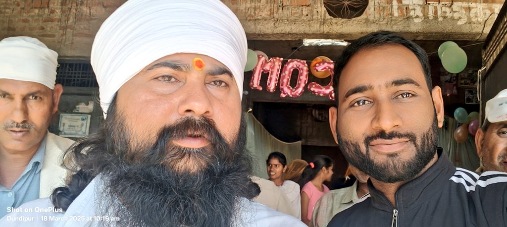 Santosharya4bjp's tweet photo. आज दिनांक १८/०३/२०२५ को होली के शुभ अवसर पर #जय_गुरुदेव संस्था मथुरा के संस्था अध्यक्ष एवं परम पूज्य स्वामी जय गुरुदेव महाराज जी के उत्तराधिकारी पूज्य पंकज जी महाराज जी से मिलकर शुभ आशीर्वाद प्राप्त किया।
@mahraajpankaj
#जयगुरुदेव_नाम_प्रभु_का #jaygurudev https://t.co/m88HPz4svy