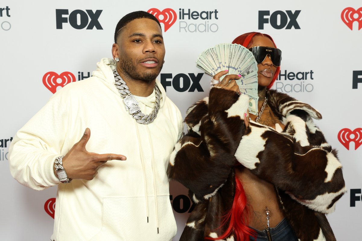 iHeartRadio's tweet photo. .@SexyyRed314_ is me on pay day 💸😂 #iHeartAwards2025 

Stream the show now on @hulu! https://t.co/5cvG8SEClE
