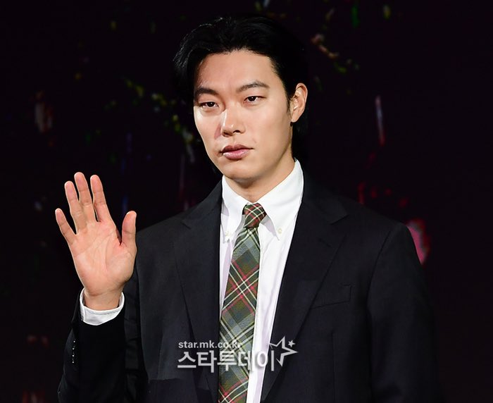 ryujunyeolth tweet picture