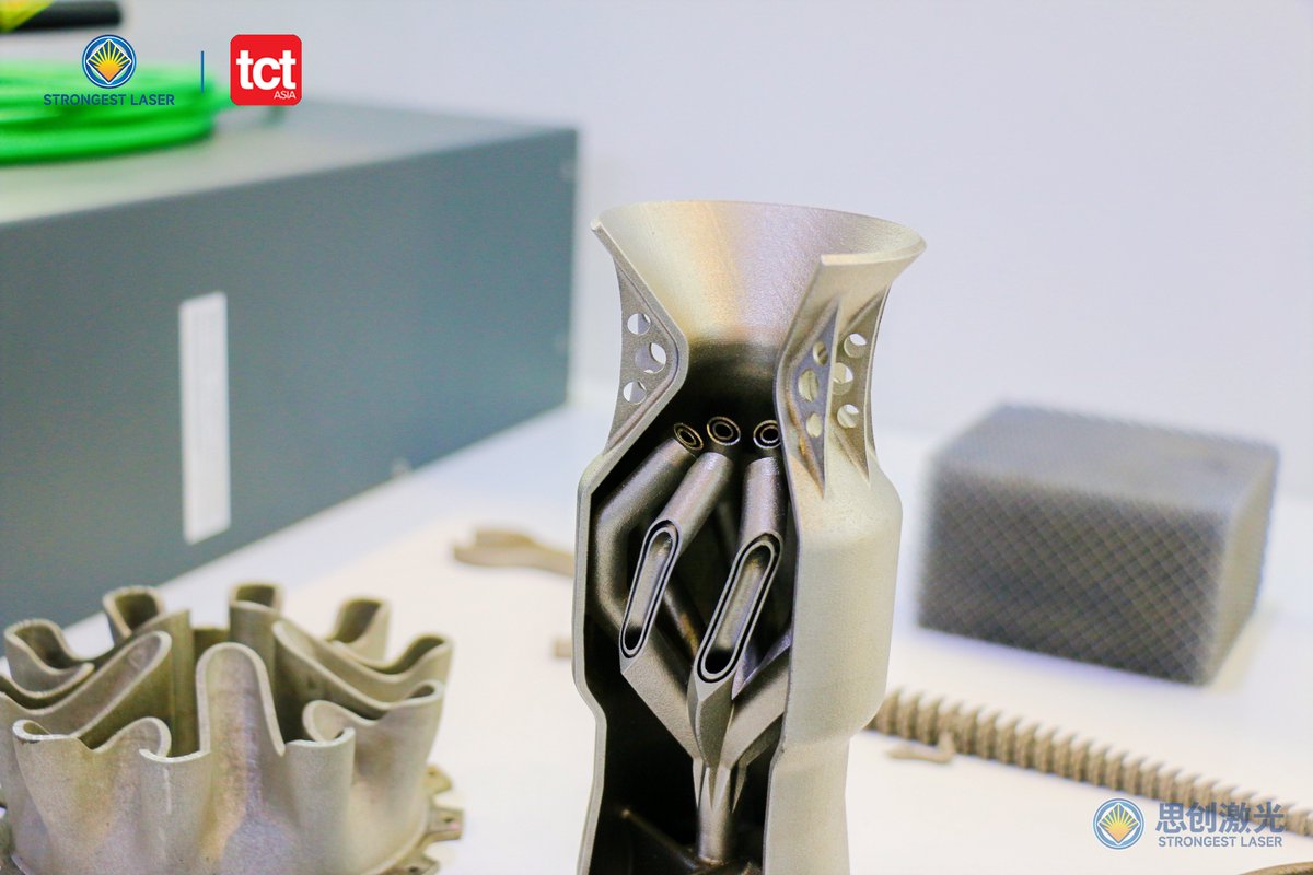 StrongestLaser's tweet photo. STRONGEST LASER is making waves at TCT Asia 2025! 🌟
Check out our cutting-edge laser technology in action — come visit us and see the future of innovation!

#TCTAsia2025 #LaserTechnology #Innovation #AdditiveManufacturing #STRONGESTLASER https://t.co/DVnkhFVTia