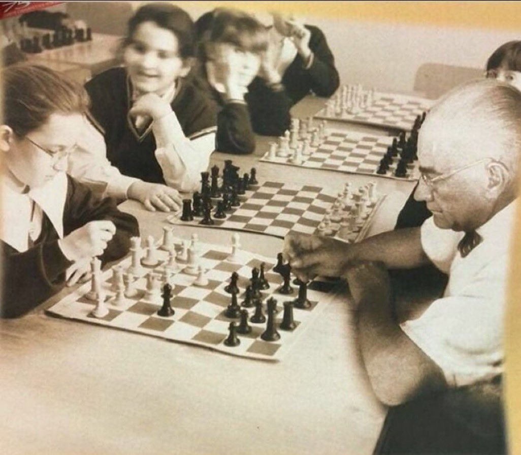 turkerkilic's tweet photo. Çanakkale Zaferi'mizin 110. yıl dönümünde Başkomutanımız Mustafa Kemal Atatürk ve tüm şehitlerimizi rahmet ve minnetle anıyoruz.

Şehitlerimiz ve zaferlerimiz onurumuzdur.
Kalıcı zaferler akılla, eğitimle, çalışkanlıkla, üretkenlikle, açık zihinle kurulur! https://t.co/D5LAitGSQy