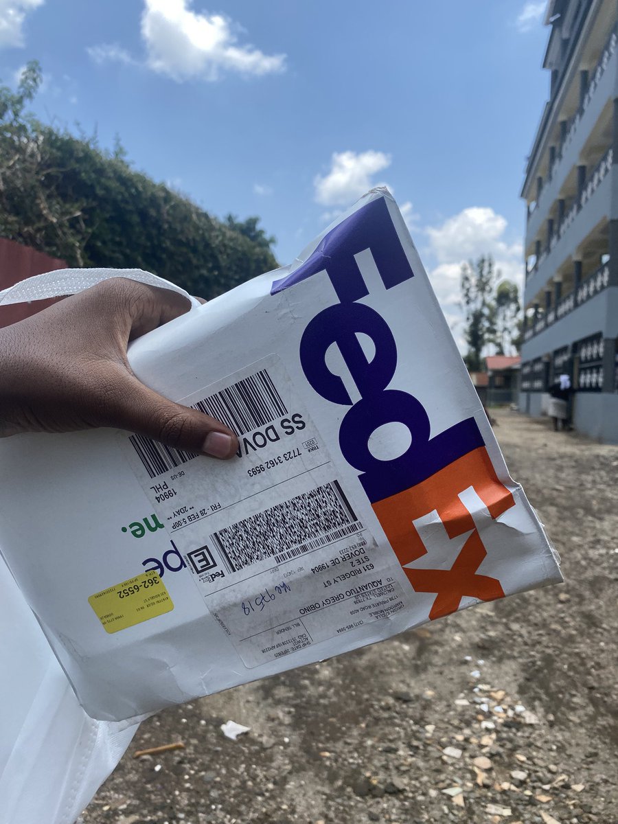 Gregy_Ke's tweet image. Hii Ndo Kazi inanieka nairobi.. I do Import EX UK/USA stuff, From Phones, laptops, gaming Consoles etc.. Just Retweet my next Client might be on your Time-line.