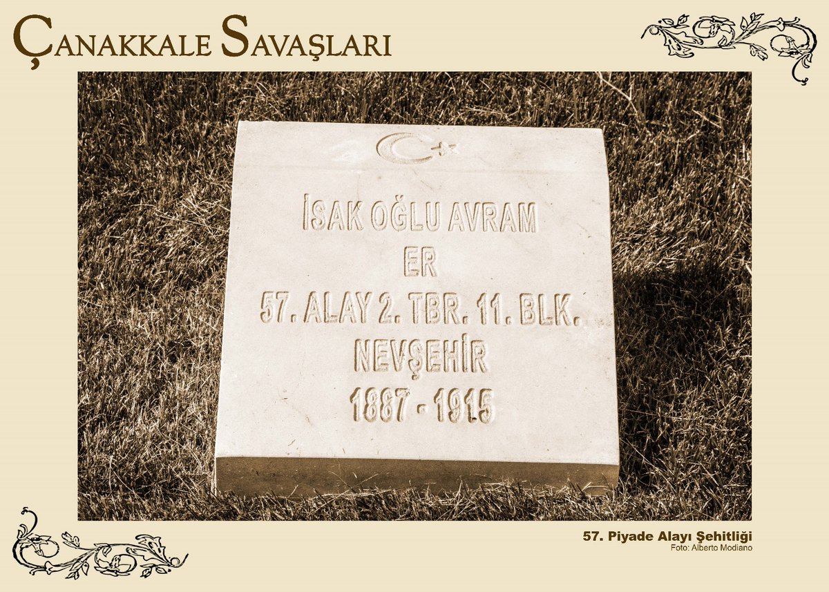 #18MartÇanakkaleZaferi’nin 110. yıldönümünde Gazi Mustafa Kemal Paşa’yı ve tüm şehitlerimizi rahmet ve saygıyla anıyoruz. 🇹🇷 #çanakkalegeçilmez
Küratörlüğünü Metin Delevi’nin gerçekleştirdiği ‘Çanakkale Savaşları I. Dünya Savaşı ve Osmanlı Yahudileri’ Sergisinden