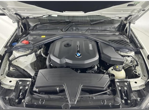 2018 BMW 118i M-SPORT 
PRICE: KES 2,560,000
For enquiries - 0743550554

KEY SPECS:
1500cc turbocharged "B38" petrol engine◼️
136Hp power output◼️
220Nm torque output◼️
Automatic transmission◼️
Rear wheel drive◼️
Keyless entry◼️
Multifunctional steering wheel◼️
I-Drive