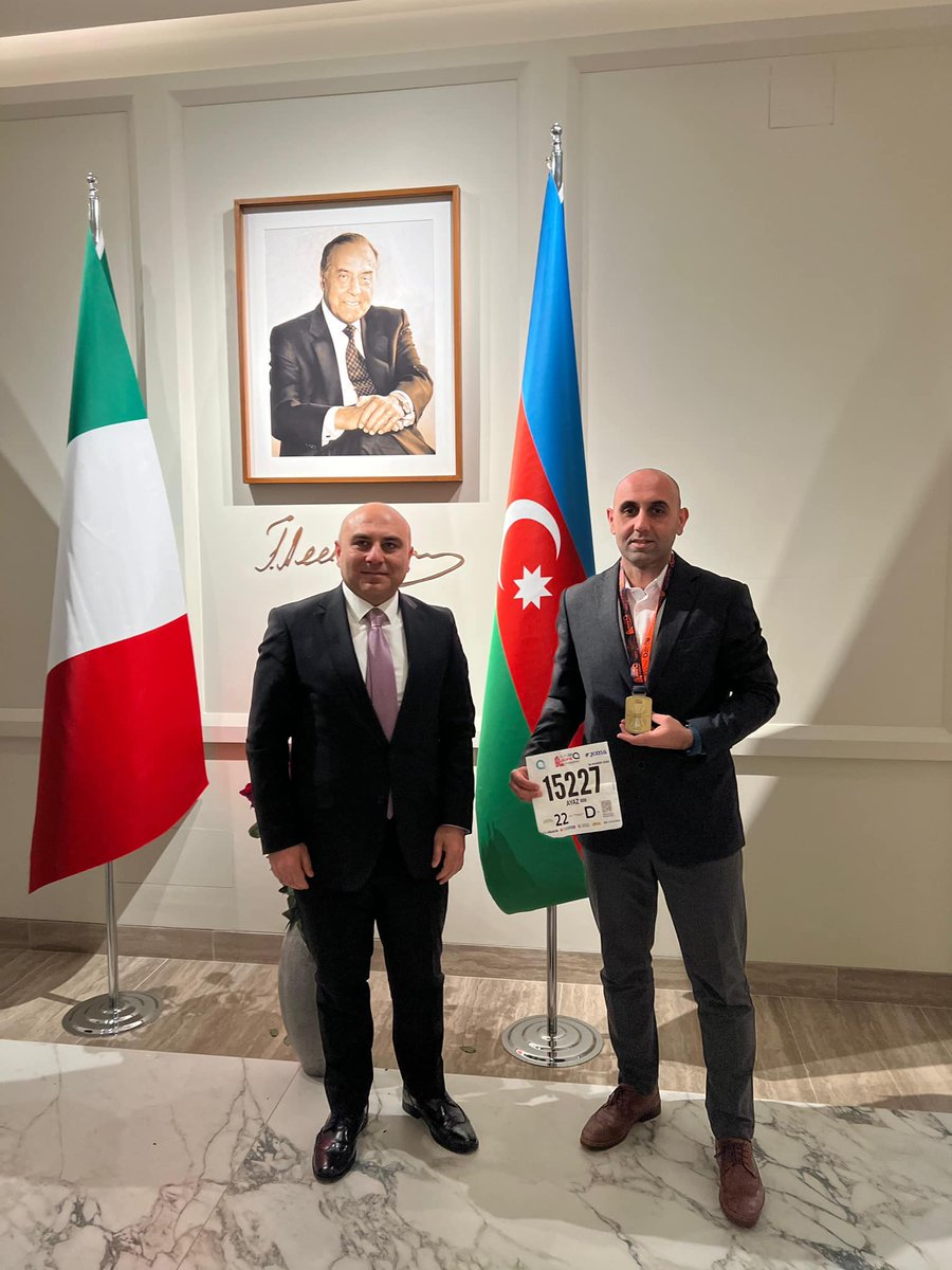 MirzayevAyaz's tweet photo. I would like to express my heartfelt gratitude to Mr. Rashad Aslanov @rashadaslan , the Ambassador of Azerbaijan🇦🇿 to Italy, for inviting me to the Embassy and taking the time to meet with me to celebrate my success in the #RomeMarathon🇮🇹🏅 https://t.co/cSxRaLFmRI