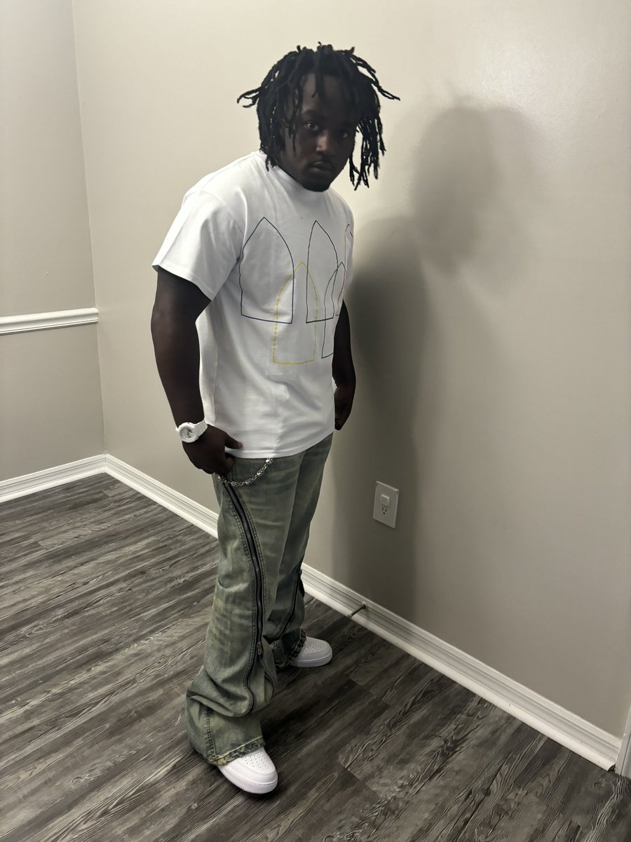 Tawarick43's tweet photo. 🤷🏿‍♂️ https://t.co/BfG8s2q3mN